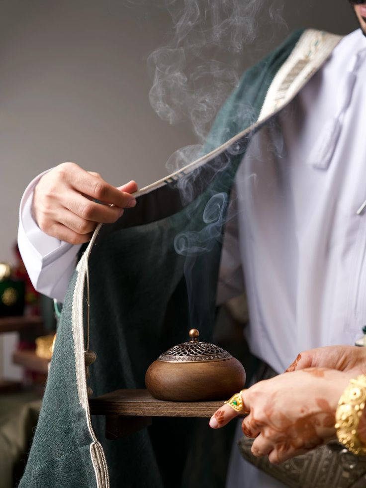 Arab Women Fragrance Secrets Oud Musk Bakhoor Ritual