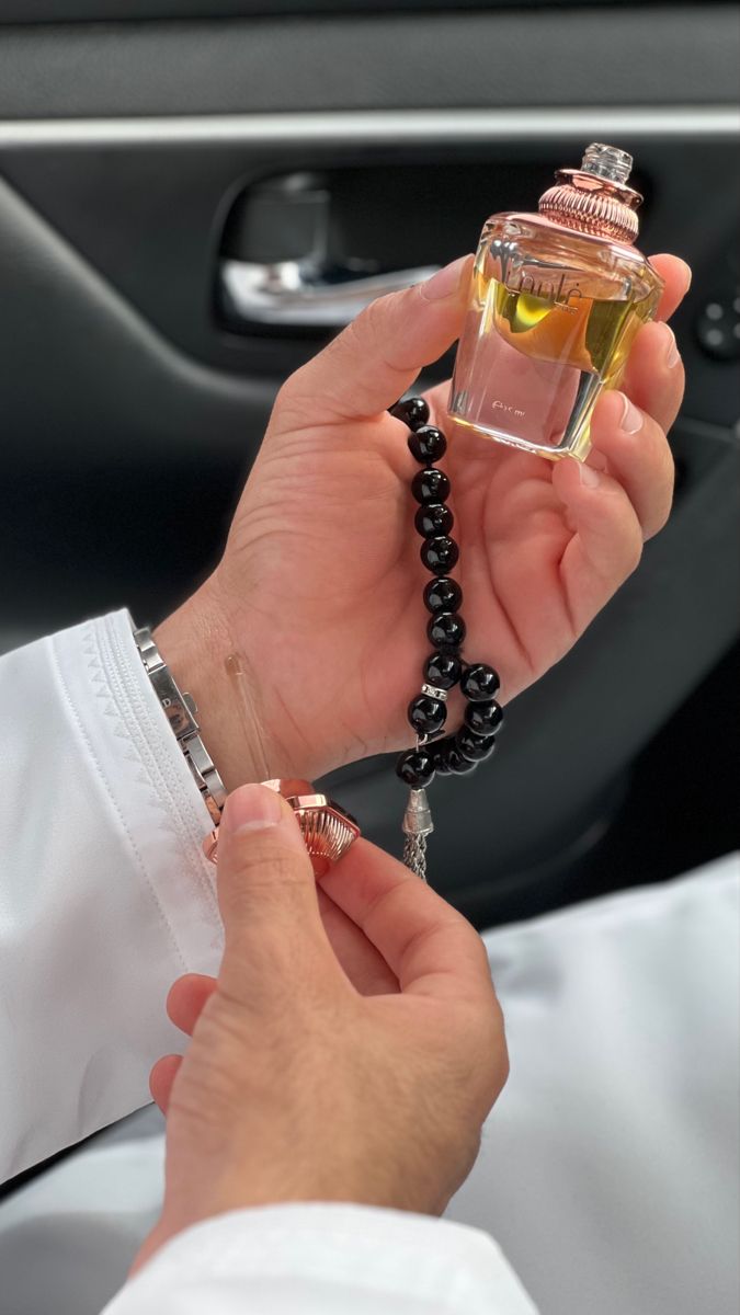 How to Wear Attar fabric application and perfume oil guide