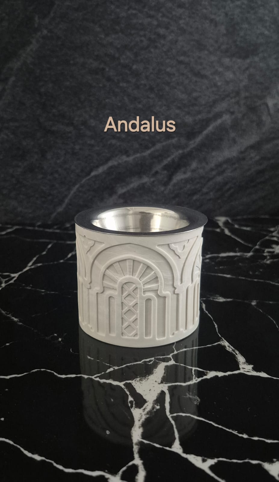 Andalus Bakhoor Burner — Handmade Minimal White Incense Stand with Lid
